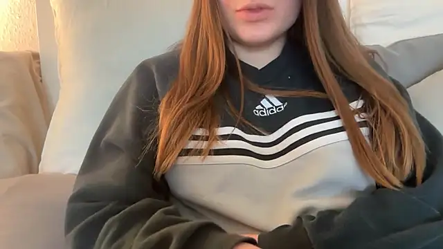 Chat XXX ao vivo de Lucyschickt