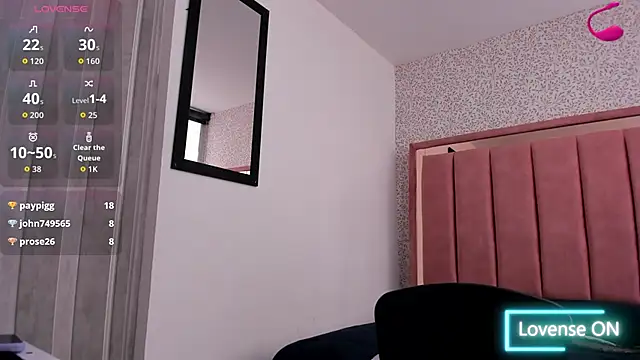 Barbara_fox__ Chat XXX in diretta