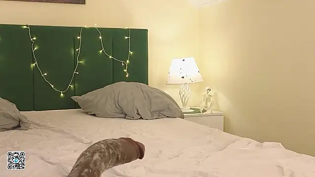 Bonnie_White Adlı Modelin Web Kamerası Şovu