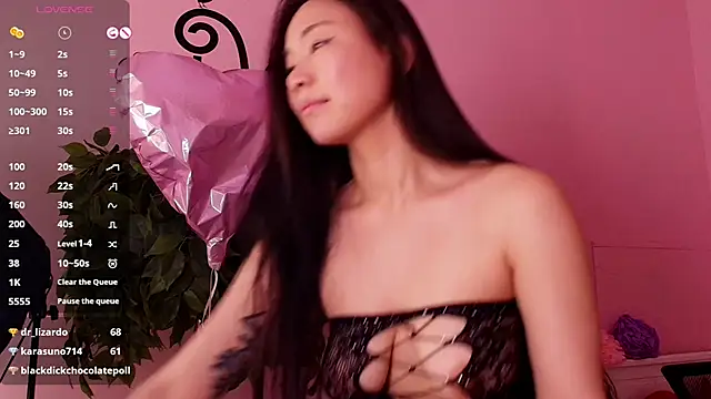 Inari_Okami_ – Live XXX-chat