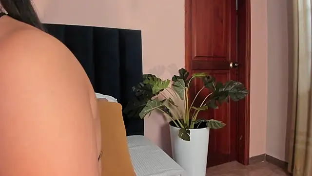 Christy_Sea Adlı Modelin Canlı XXX Sohbeti