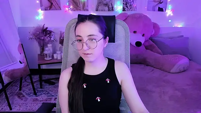 VirtuallVoyant 라이브 XXX 채팅