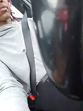 oliviaprettypussy: онлайн-секс-чат