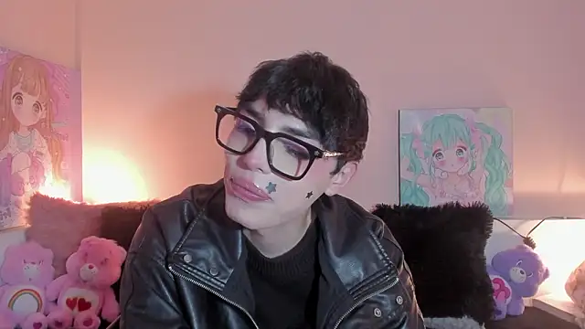 Czat XXX na żywo – Strawberry_Kitty_