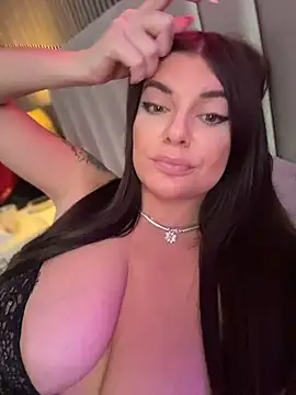 Show modela JessicaFlame na web-kameri