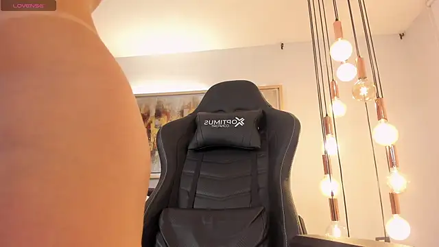 KylaMorrison 现场XXX聊天