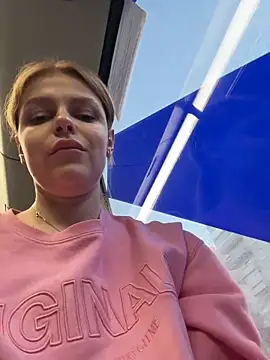 HarrietDartn Live XXX chat