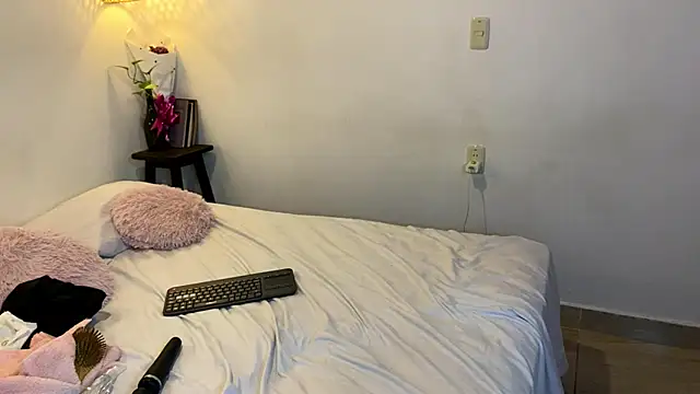 ArianaAlvarez_ 现场XXX聊天