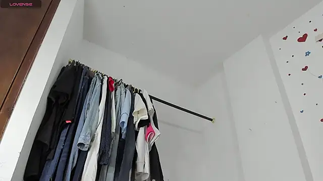 fridasr_3 Chat XXX live