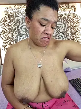 Selket11 Chat XXX live