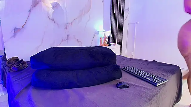 Chat +18 de BarbaraFerrer69 ao vivo