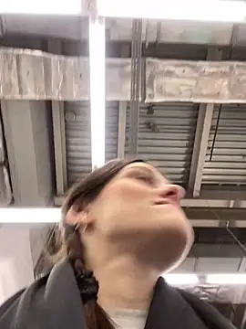 Mia_Mia_M élő XXX-chatje