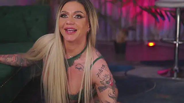 AlmaVelia Chat XXX live