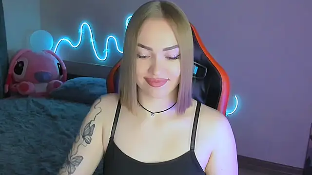 LaraKrein_lk Chat XXX live