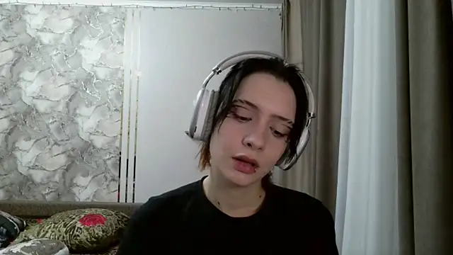 Chat +18 de LxayBloom ao vivo