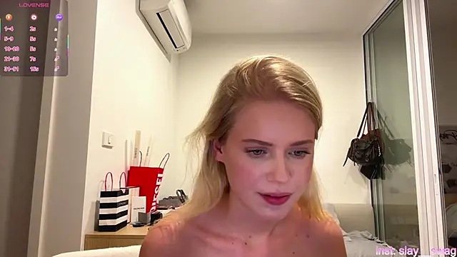 XXX chat uživo modela Slay_Swag