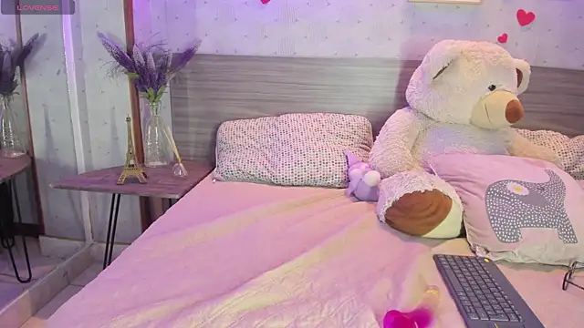 Chat XXX ao vivo de Celeste_wang