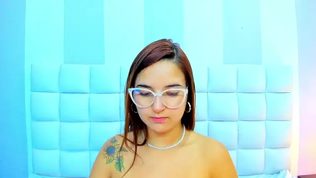 teresasroom_ élő XXX-chatje