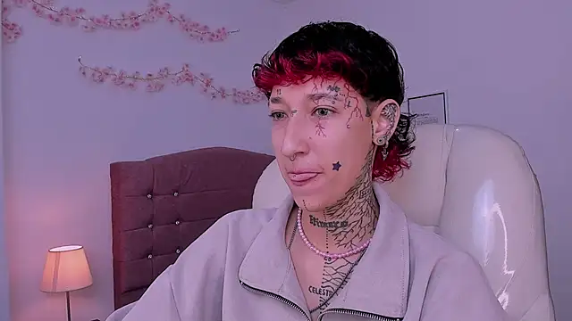 Czat XXX na żywo – Luci_Rose