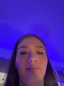 EmmaJhoonsのライブXXXチャット