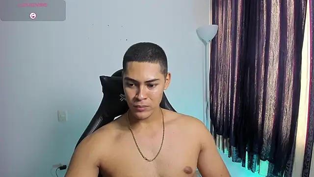 Iamdylan777 Live XXX-chat
