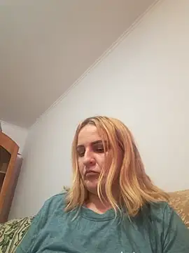 Malichkaanna30 élő XXX-chatje