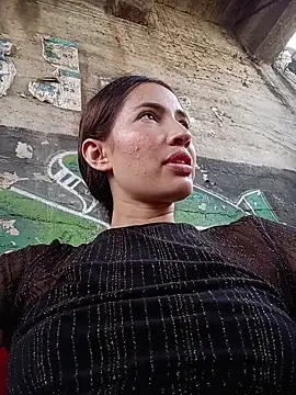 -Nicol 即時 XXX 聊天