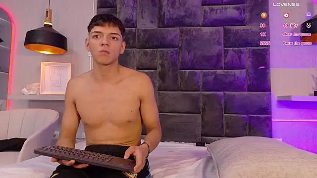 sheylawood élő XXX-chatje