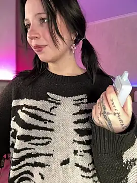 YourLittleDevil Live XXX-chat