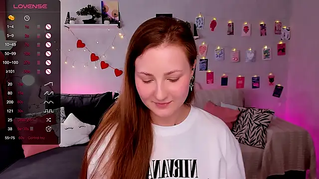 velvet_cherry_ élő XXX-chatje