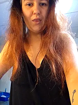 Ashlovescannabis élő XXX-chatje