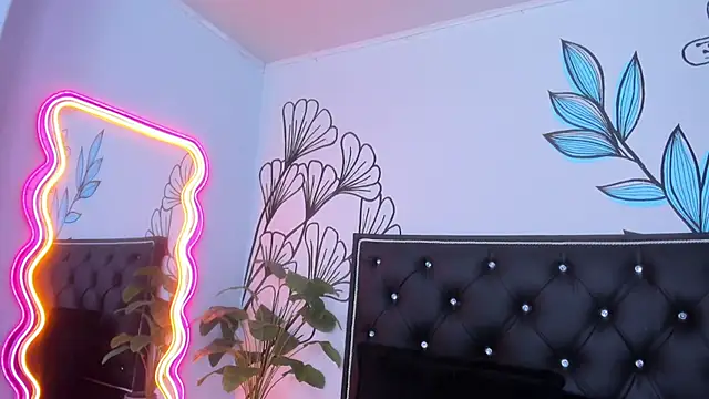 Sweet_Ariadna_ élő XXX-chatje