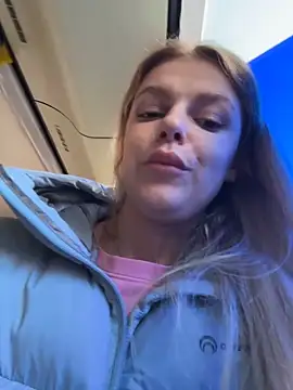 HarrietDart live XXX chat