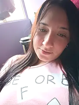 Онлайн чат XXX Mysticdooll69