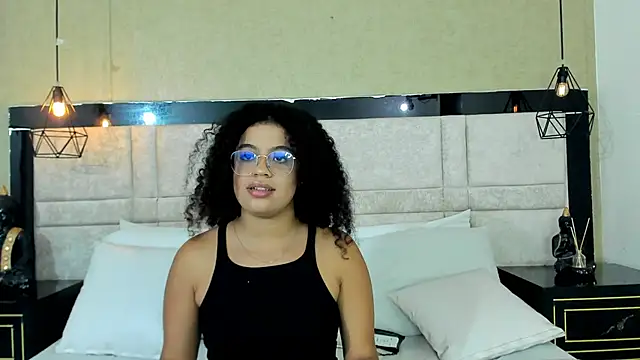 Онлайн чат XXX KaterinMoss