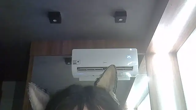 SkinnyKitten Live XXX Chat