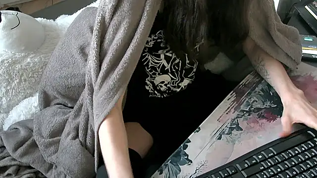 عرض كام CeriseLapine