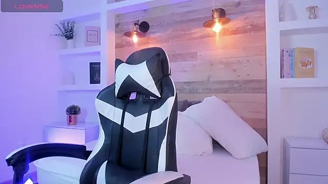 desireee_ Adlı Modelin Canlı XXX Sohbeti