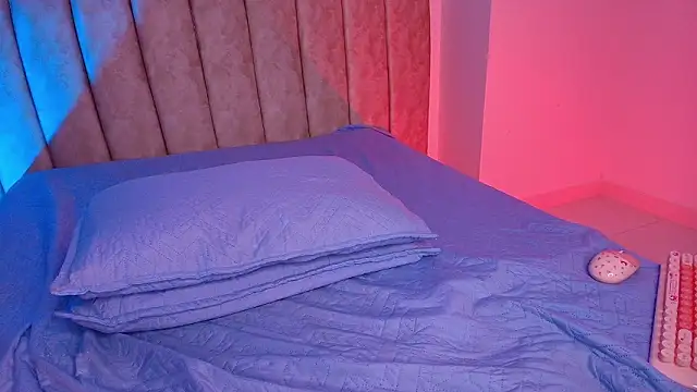 agath_69's Live XXX Chat