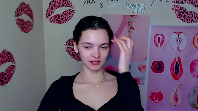 _SusieSu_ Adlı Modelin Canlı XXX Sohbeti