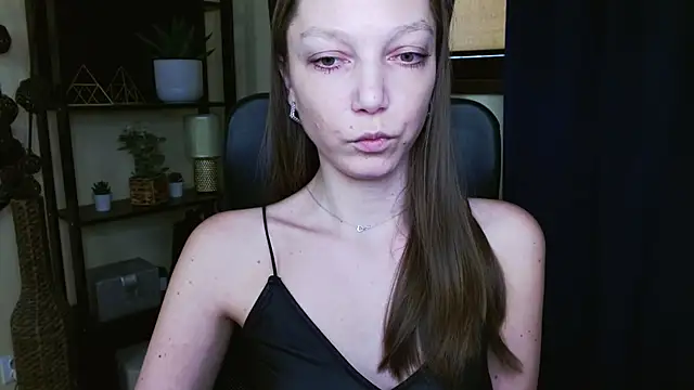 Živý XXX chat EmillyPlay