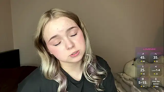 ZaraCreedonのライブXXXチャット