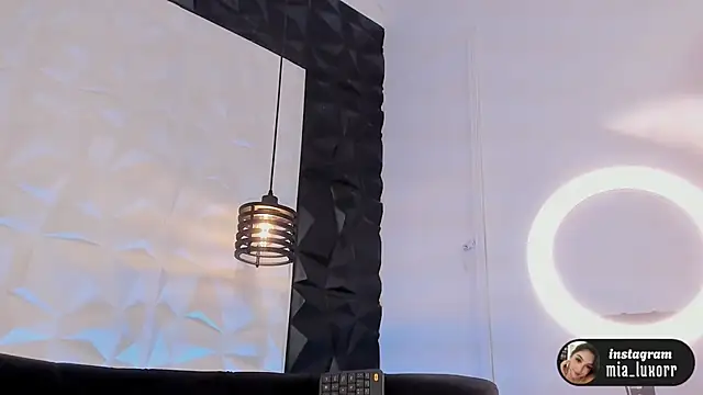 แชท XXX สดของ Mia_Luxor