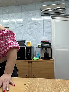 SabinaSweety 即時 XXX 聊天