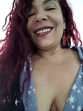 Scarlet_curly8aのライブXXXチャット