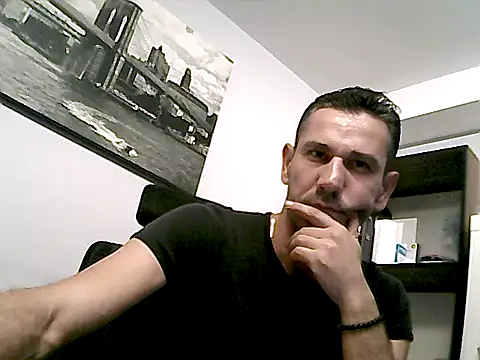 دردشة mastercharisma35 الجنسية المباشرة