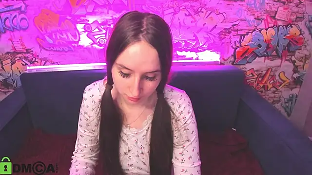 Kira__Sweet লাইভ XXX চ্যাট