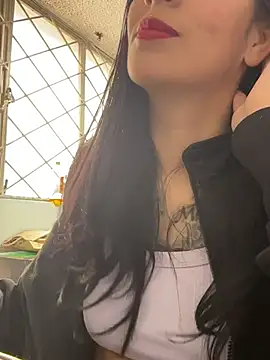 SALOME_KORLAND লাইভ XXX চ্যাট