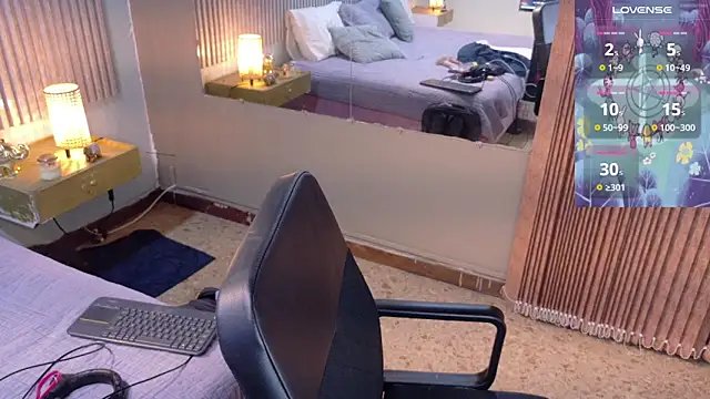 Eli666uwu élő XXX-chatje