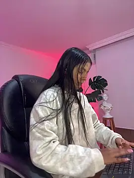 JANYLOVE__ élő XXX-chatje